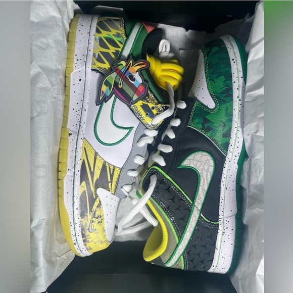 Nike Dunk PE Low What the Duck - Oregon Away PE (Ebay Authenticated) - Picture 5 of 10